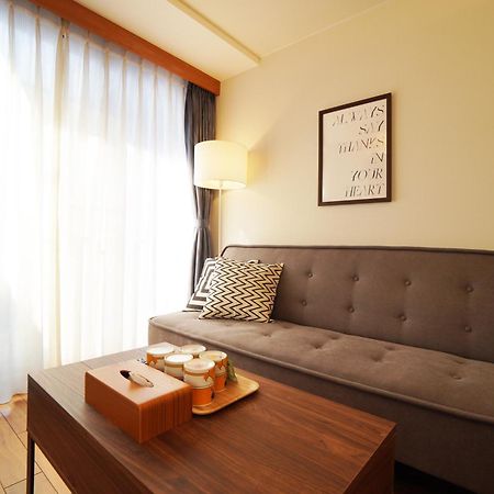 Appartement Tsurigane Building à Ōsaka Extérieur photo